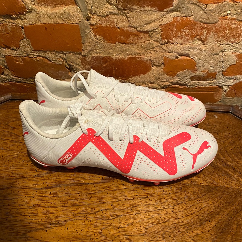 Puma Future Play FG AG Soccer Cleats Men's size 12 White. NWOB